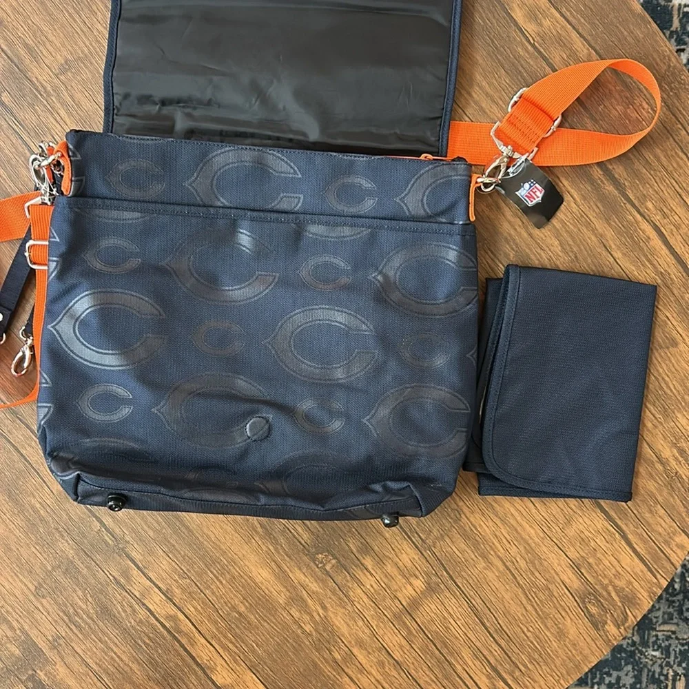 Chicago Bears NFL Diaper Bag Messenger Bag NWT Navy Orange